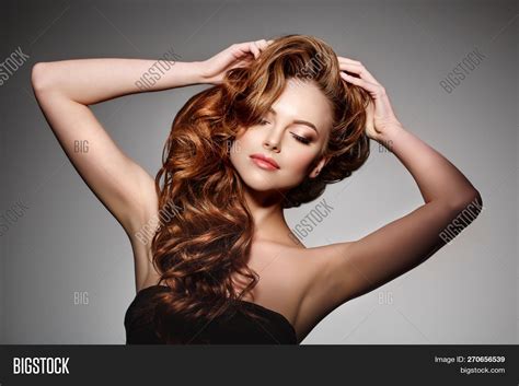 Beauty Fashion Model Image And Photo Free Trial Bigstock Free