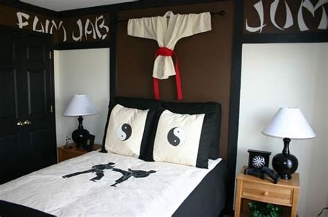 Make your little one feel like a real star with our sports themed bedroom designs. 50 Sports Bedroom Ideas For Boys | Ultimate Home Ideas
