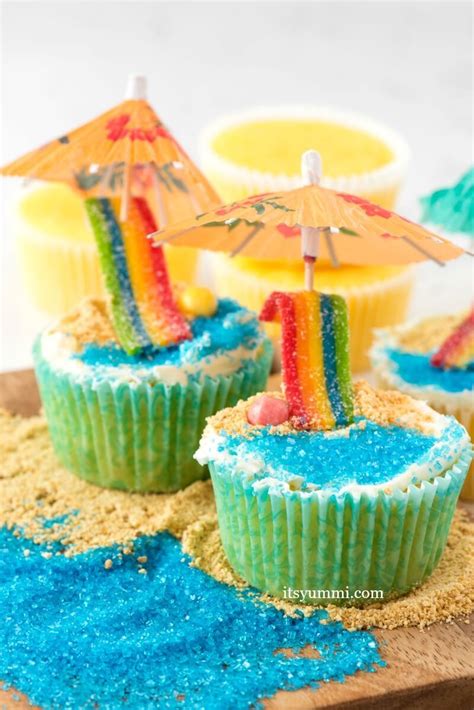 Beach Cupcakes Video Tutorial Beach Cupcakes Summer Themed