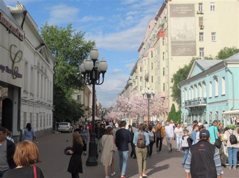 A Tour Along Arbat Street The Most Famous Street In Moscow