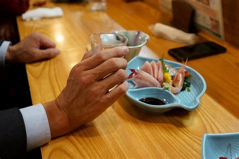 A Guide To Japanese Table Manners