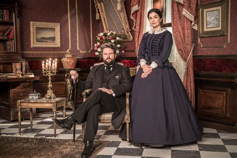 Encontre os episódios das 1 temporadas da série nos tempos do imperador. O Imperador do Brasil em 'Nos Tempos do Imperador'
