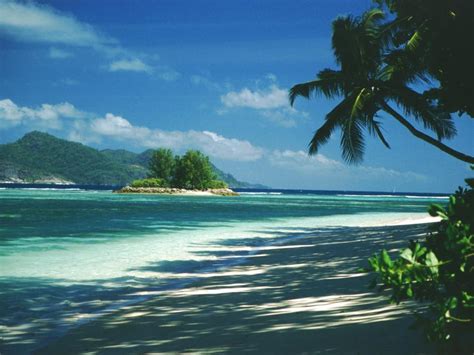 Notre équipe de conseillers spécialistes seychelles visitent régulièrement les établissements. les Seychelles exposent au Salon Voyage de Luxe 2011 de ...