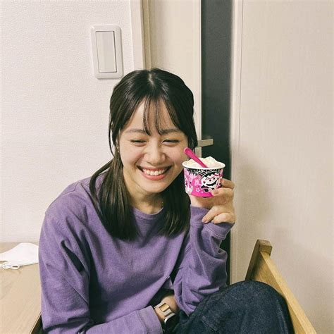 伊藤美来さんのインスタグラム写真 伊藤美来instagram「🍨 親友夫婦が誕生日お祝いしてくれたとき。 ストロベリーちーずけーきが