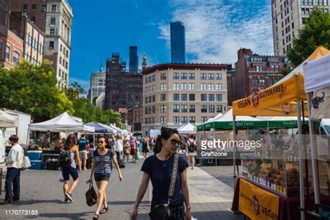 Union Square New York City Photos And Premium High Res Pictures Getty