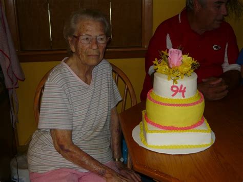 You are the woman i admire. Great Grandma's 94th Birthday Cake Very simple, but she ...