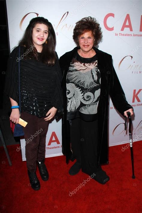 Lainie Kazan And Granddaughter Bella Stock Editorial Photo © Bossmoss