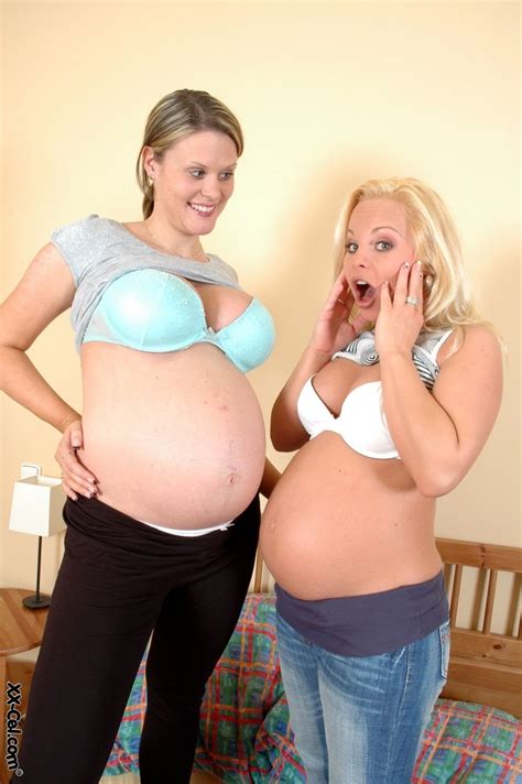 Three Busty Pregnant Chicks Don T Mind Golden Bbw Picture