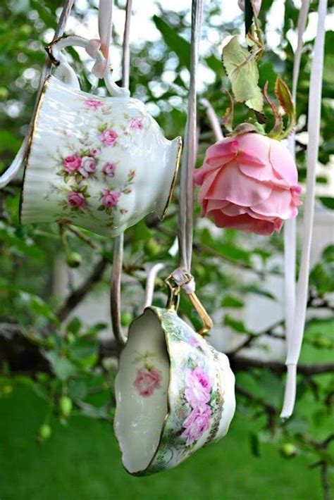 34 Best Vintage Garden Decor Ideas And Designs For 2020