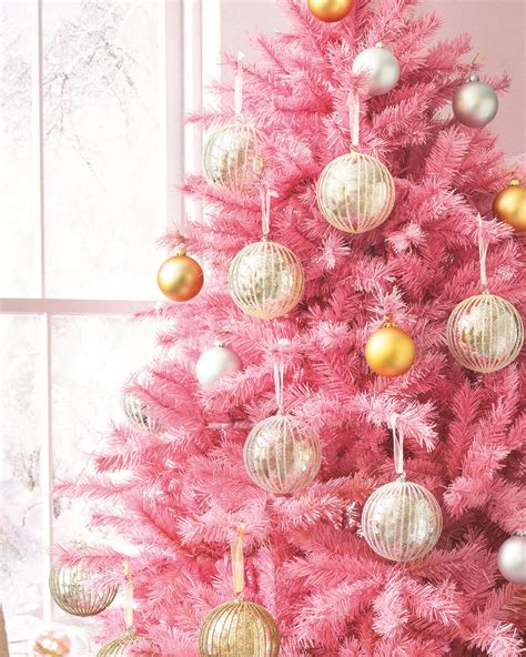 Submitted 4 months ago by redlac1000. Pretty in Pink Christmas Tree | Treetopia UK