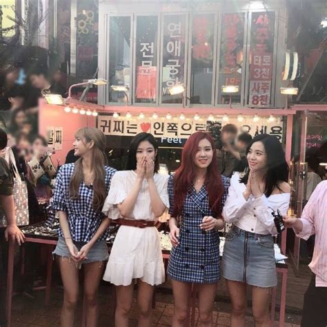 Black Pink Attract Humongous Crowd In Hongdae With Their Surprise