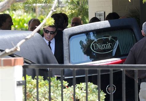 Jorge Schweitzer Fotos De Sylvester Stallone No Funeral Do Filho Sage