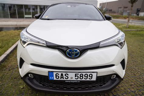 Galerie Toyota C Hr Hybrid Velká Hybridní Revoluce Recenze And Testy