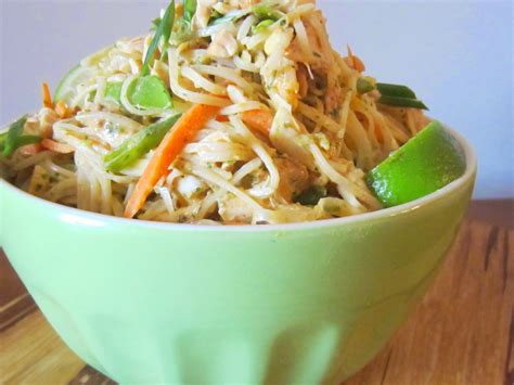 spicy-thai-noodle-salad-with-peanut-dressing-spicy-thai-noodles,-thai-noodle-salad,-spicy-thai