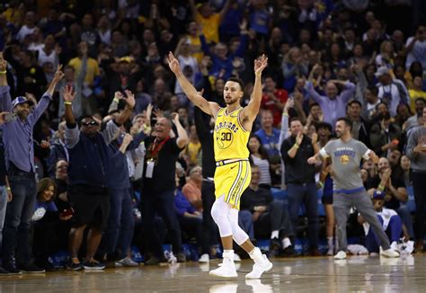 Golden State Warriors Vs New York Knicks Stephen Curry Returns To