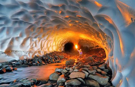 Ever Frozen Azna Snow Tunnel Goingiran