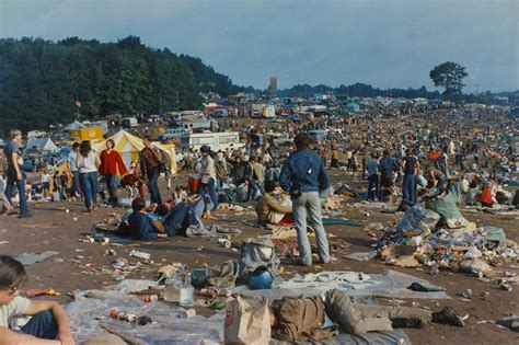 A Os De Woodstock Amor Libre Hamburguesas A Cambio De Drogas J Venes Desnudos En El Barro