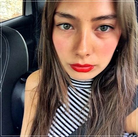 Neslihan Atagul Instagram Fotograflari Kara Sevda Nihan 5