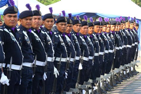Lencana pangkat polis diraja malaysia the royal malaysian police rank insignia. Papa Kerja: Vacancies at Polis Diraja Malaysia (PDRM)