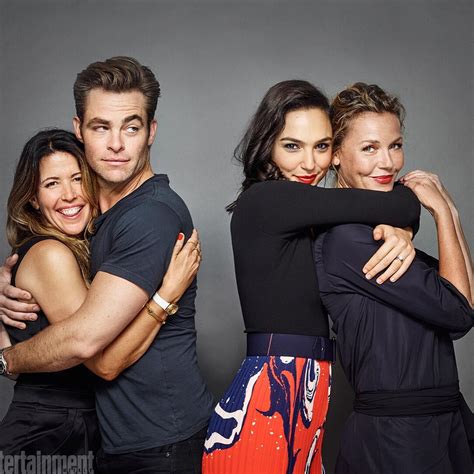 Wonder Woman Source Photos Wonder Woman Cast And Director Portraits