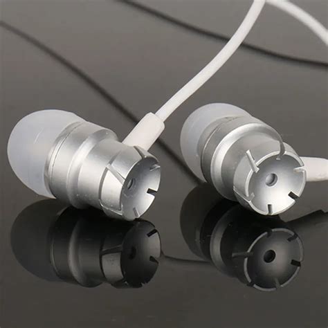 Wired Headphone Stereo Music Earbuds Super Bass Earphones Metal In Ear