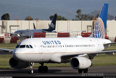 N803ua Airbus A319 131 United Airlines Iván Cabrero Jetphotos