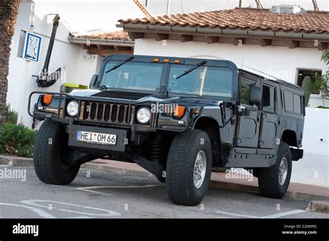 Hummer H1 High Resolution Stock Photography And Images Alamy