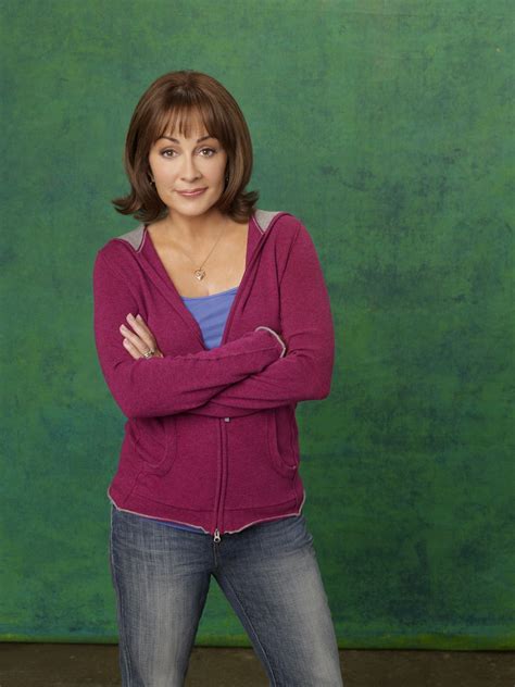 Patricia Heaton Takes Us Inside The Middle