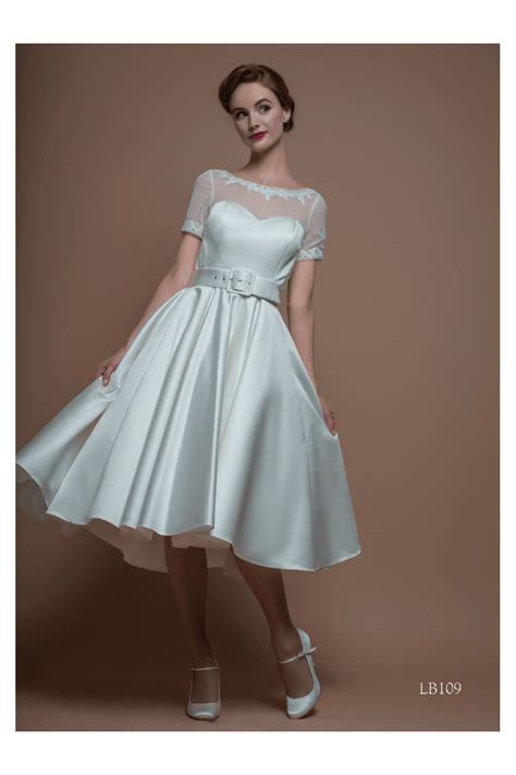 Vintage Style Wedding Dresses Short Vintage Style Wedding Gowns On A