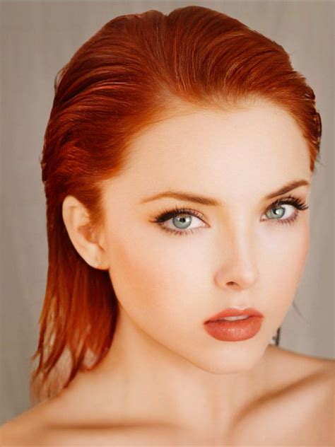 Beautiful Women Pretty Red Hair Redhead Girl Character Building