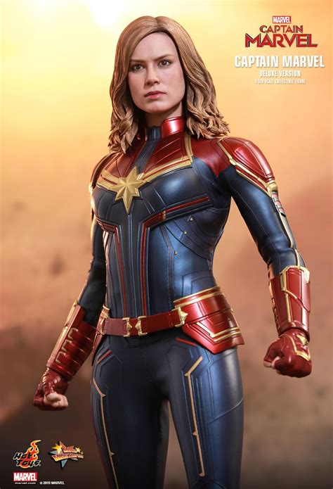 New Product Hot Toys Captain Marvel Captain Marvel 16th