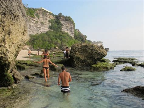 Pantai Di Bali Ini Isinya Bule Semua