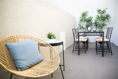patio dining - West 235th