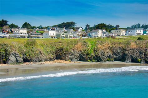 The Prettiest Seaside Towns In California