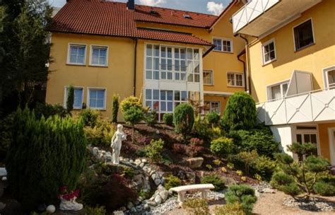 Bei wohnungsboerse.net finden sie eine große auswahl an häusern zur miete von privat & makler. Hotel Haus am Park - Bad Hersfeld - Great prices at HOTEL INFO