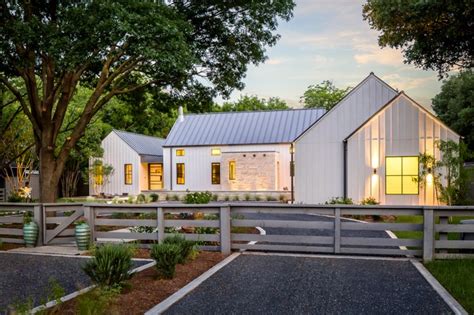Glorious Modern Farmhouse In Dallas Texas 12 Hq Pictures