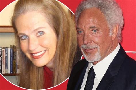 Tom Jones Mistress Claims They Had Three Year Affair And His Wife