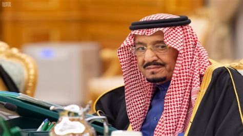 Dimana gaji dan kesejahteraan para karyawan sudah pasti mendapat cover terbaik dari perusahaan. Coronavirus di Saudi: Raja Salman Putuskan Tanggung 60% Gaji Karyawan Sektor Swasta » saudinesia.com