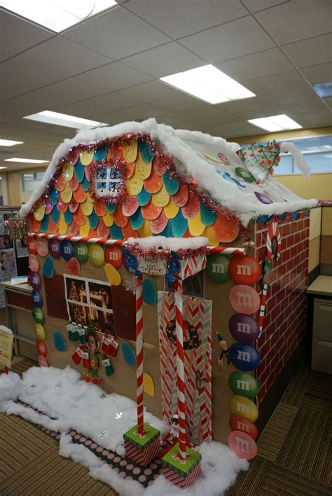 We Had A Christmas Cubicle Decorating Contest At Work Our Gi