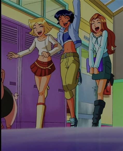Três Espiãs Demais In 2023 Spy Outfit Totally Spies Iconic Movie