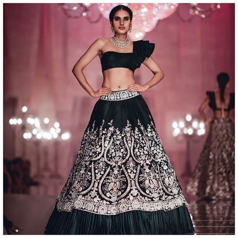 Manish Malhotras Latest Couture Collection At Lakme Fashion Week 2019