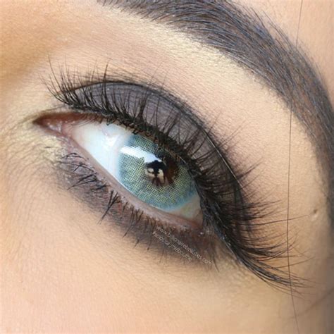 Solotica Hidrocor Quartzo Contact Lens Simple But Elegant Eye Makeup