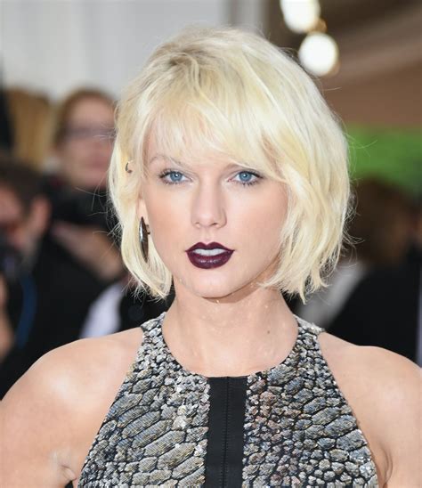 Photos Of Taylor Swifts Natural Blonde Hair Prove Shes Ditched The
