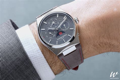 Owing to its popularity, the latter inspired the eponymous collection for women, unveiled this year for watchmaking enthusiasts, the sophisticated and fashion. A Closer Look At The New Frederique Constant RedBar ...