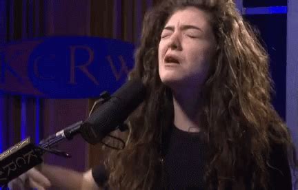 Lorde Gif Lorde Discover Share Gifs