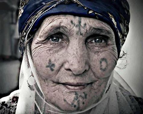 Image De Etoile Tatouage Visage Femme Maghreb