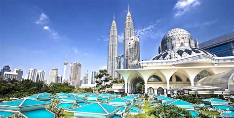 Malaysia is a country of romantic wonders. Best Places to Visit in Malaysia - Wear and Cheer