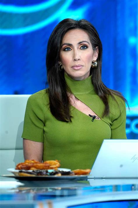 15 Top Fox News Female Anchors Most Attractive Presenters Legitng