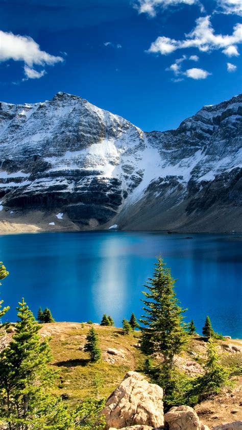 Parque Nacional Yoho Lago Montanhas Árvores Nuvens Neve Canadá