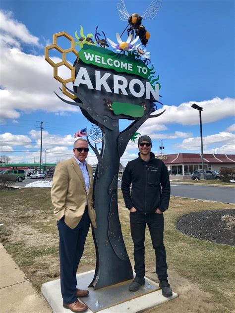 Welcome To Akron Akrons New Welcome Art Signs Are Up Have You Seen